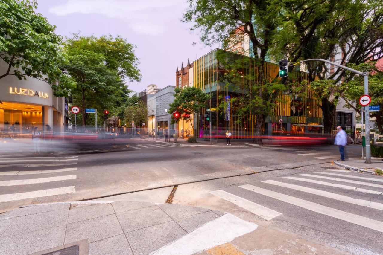 ホテル ラディソン オスカー フレイレ サンパウロ エクステリア 写真 A street in the city